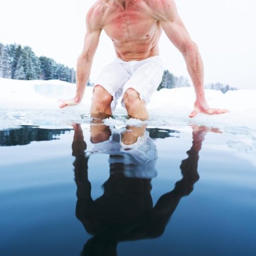 Eisbaden nach der Wim Hof Methode – Darum solltest auch du es tun