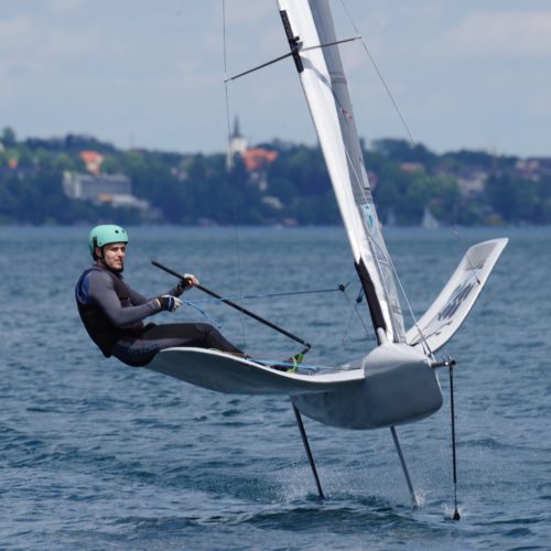 Mottenschwarm am Attersee – Schönleitner holt Gold