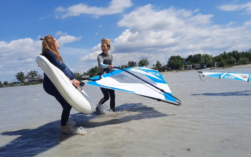 Women Windsurfing Day