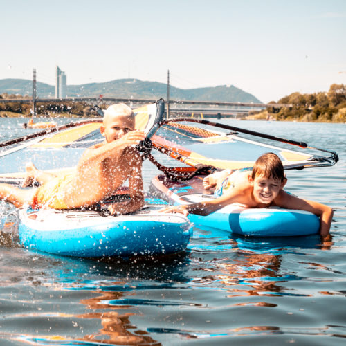 Sommer, Sonne, Wassersport – Wassersport-Feriencamps in und um Wien