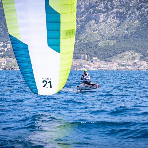 OeSV-Nationalteam: Kitefoiler setzen World Tour in Gizzera fort