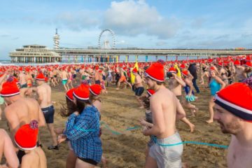 Neujahrsschwimmen – eine eiskalte Tradition aus den Niederlanden