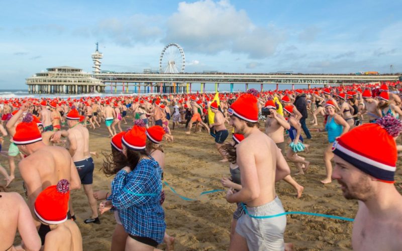 Neujahrsschwimmen – eine eiskalte Tradition aus den Niederlanden