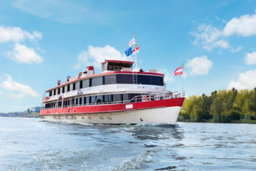 DDSG Blue Danube startet in die neue Saison und sucht neue Kapitän: innen