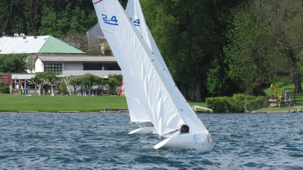 Inklusive Segelregatta 2.4 mR macht Stopp am Wörthersee – mit LIVESTREAM