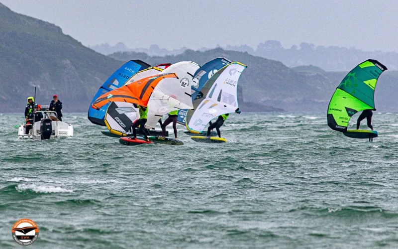 Frankreich dominiert Wingfoil EM in Brest